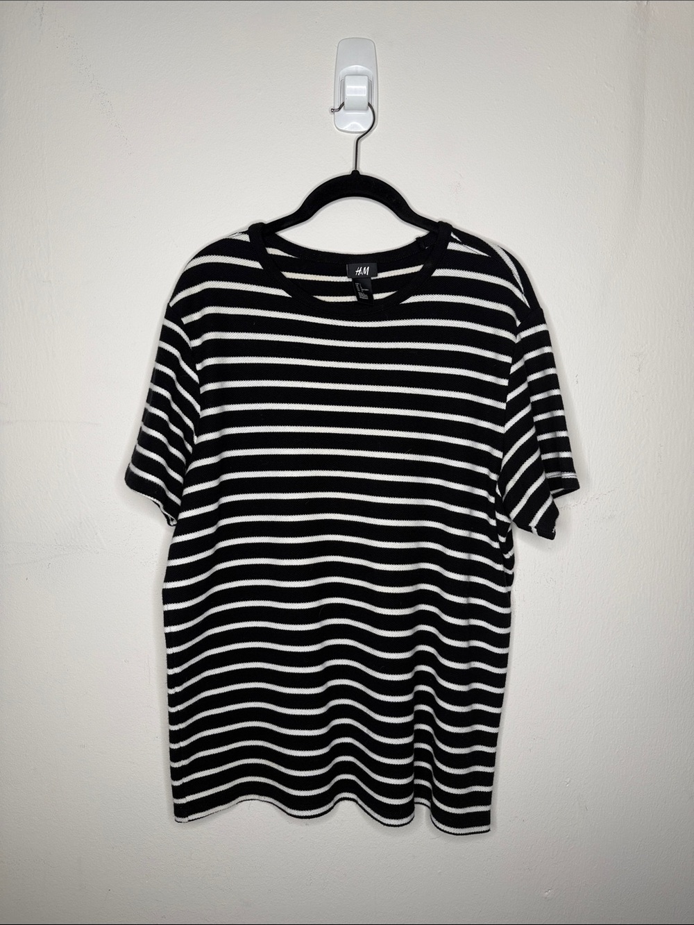 H&M Black & White Striped Short Sleeve Tee